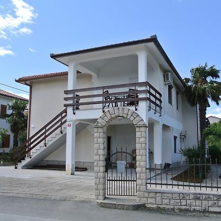 Apartmaji Nika Ізола Екстер'єр фото