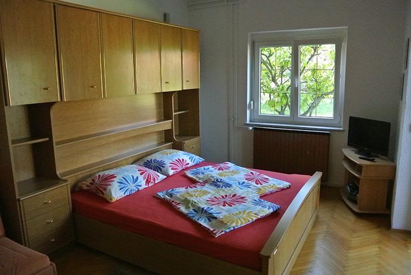 Apartmaji Nika Ізола Екстер'єр фото